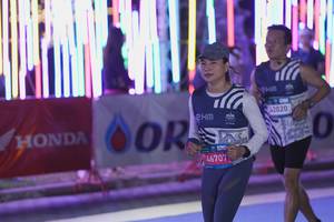 BIB: 46707, 2020
                            <button type="button" onclick="openModal(23194558)" class="btn btn-primary btn-sm float-right btn-popup" data-toggle="modal" data-target=".modal-high-quality">
                        <i class="fas fa-shopping-cart"></i> Add to Cart
                    </button>
                                            <button type="button" onclick="isThisMe(23194558, true)" class="btn btn-success btn-sm float-right btn-popup btn-isme hidden" data-toggle="tooltip" data-placement="bottom" title="นี่คือรูปของคุณใช่ไหม คลิกที่นี่เพื่อเอาเข้าอัลบั้ม">
                        <i class="fas fa-plus"></i> Add to album
                    </button>
                    <button type="button" onclick="isThisMe(23194558, false)" class="btn btn-warning btn-sm float-right btn-popup btn-isnotme hidden">
                        <i class="fas fa-ban"></i> Remove from album
                    </button>